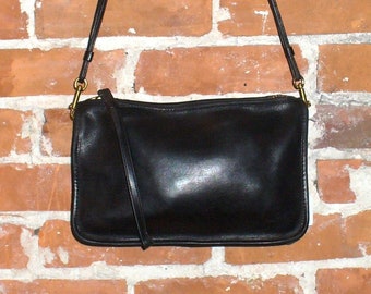Vintage Coach Black Wristlet/ Crossbody Shoulder Bag New York City