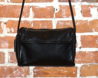 Vintage Coach Black Crossbody Shoulder Bag