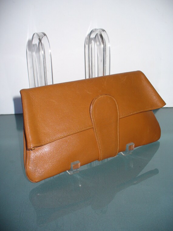 Vintage Caramel Leather Clutch Bag - image 3