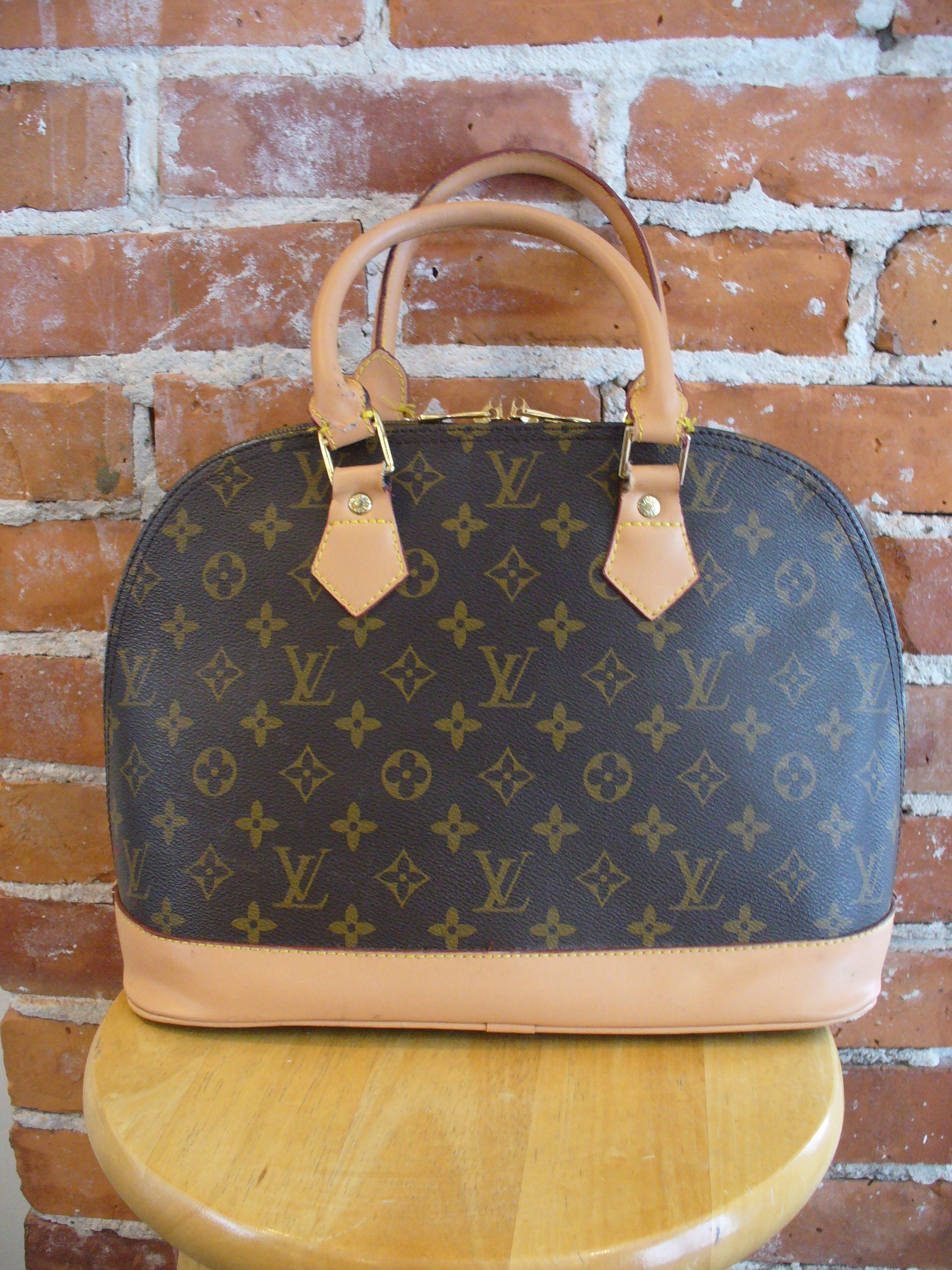 Louis Vuitton Bowling Bag Style Handbag