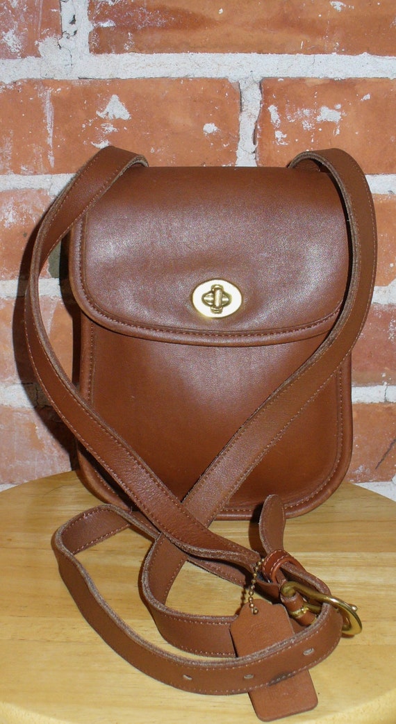 Vintage Coach British Tan Side Pack Bag