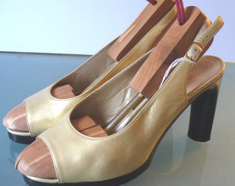 Charles Jourdan Made in France Metallic Gold Peeptoe Slingbacks Size 8B