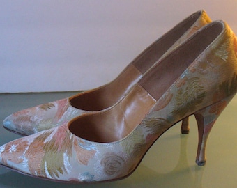 Vintage Silk Brocade Stiletto Heel Size 7.5 AA