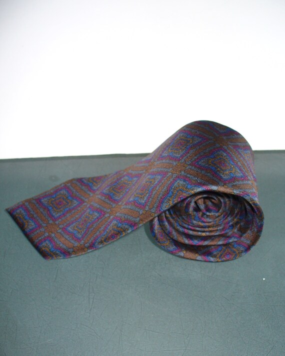 Vintage Guy Laroche Paris  Silk Necktie