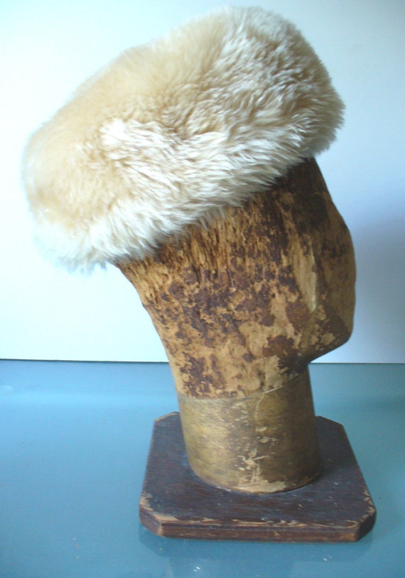 Vintage Shearling Sheep Skin Hat - image 5