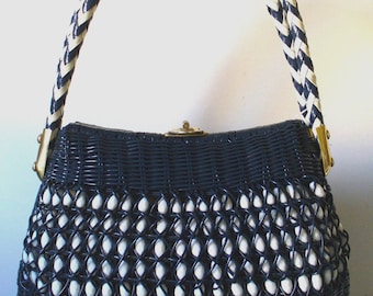 Vintage Simon  Made in Hong Kong  Wicker & Beaded Purse