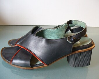 Vintage Camper Sandals Size 36EU