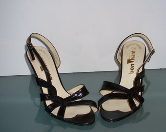 Sandalias de tacón vintage Bon Vivant de piel de serpiente, talla 10