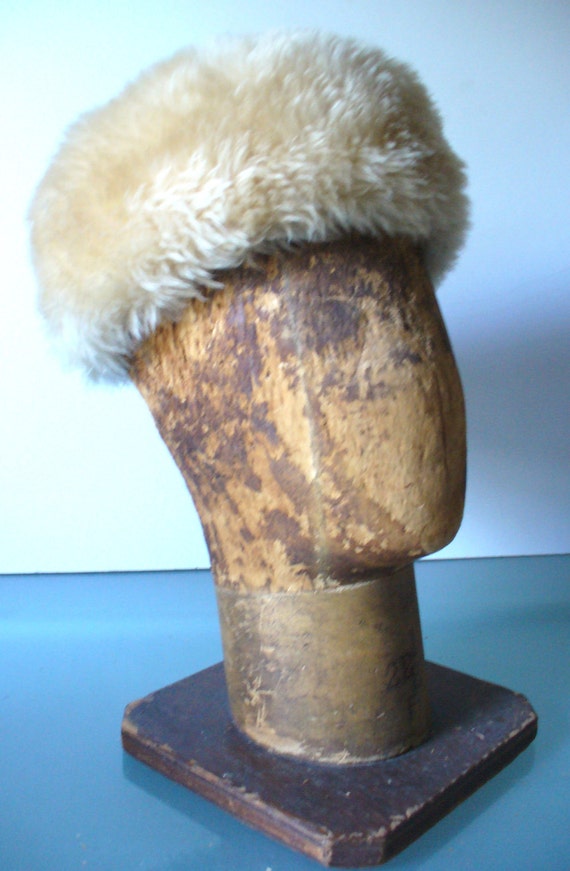 Vintage Shearling Sheep Skin Hat - image 4