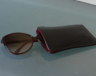 Vintage Black & Red Coach Eye Glass Case