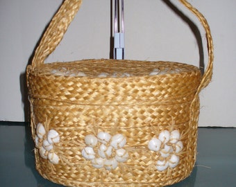Vintage Straw Bag With Shell Flower Accents