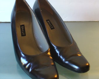 Vintage Bally Made in Switzerland Heeled Pumps Size 5.5M US