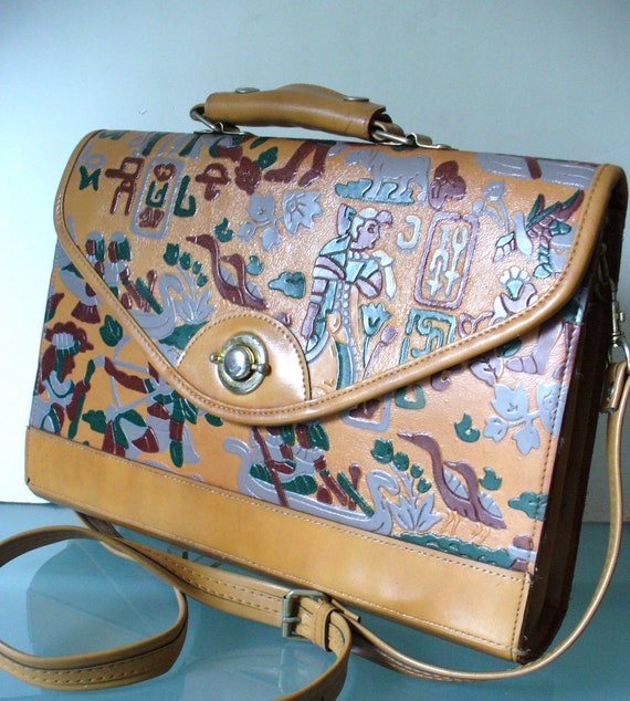 Vintage Egyptian Themed Tooled Leather Messenger … - image 2