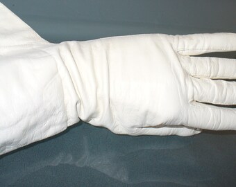 Vintage Milady White Kid Gloves Size 7