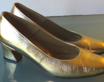 Vintage Kanematsu Metallic Gold Squash Heeled Pumps