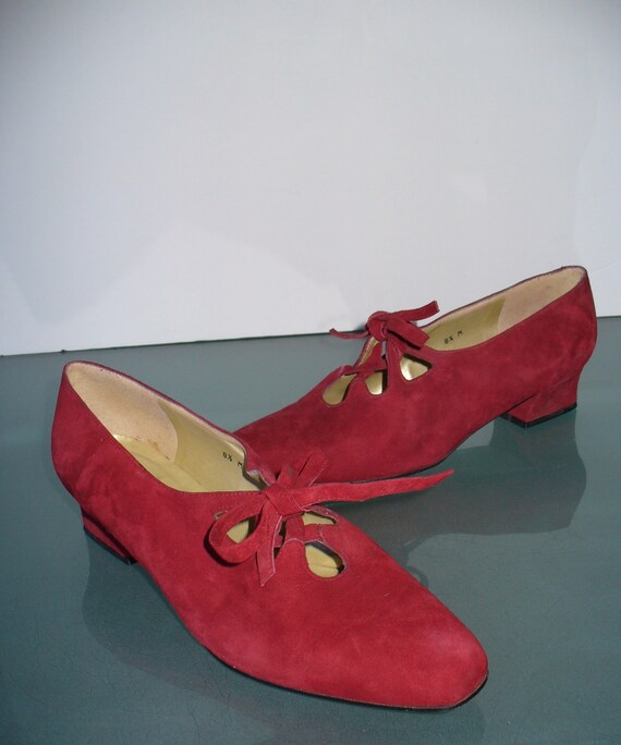Vintage Pappagallo Claret Suede Pumps 8.5 M US
