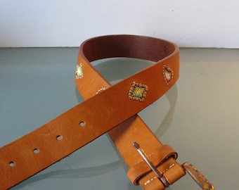 Vintage Gap Heavy Belt with Bead Detail Size  30