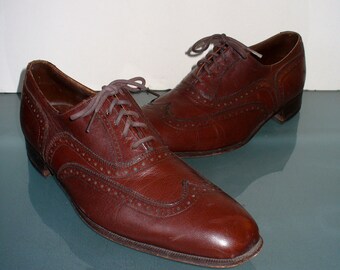 Johnston & Murphy Vintage Wingtip Shoes Size 10 US