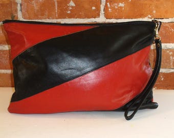 Vintage Tadora of Buffalo Large Black & Red Clutch Bag