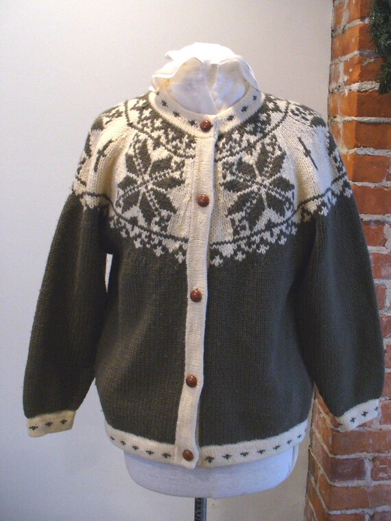 gap snowflake sweater