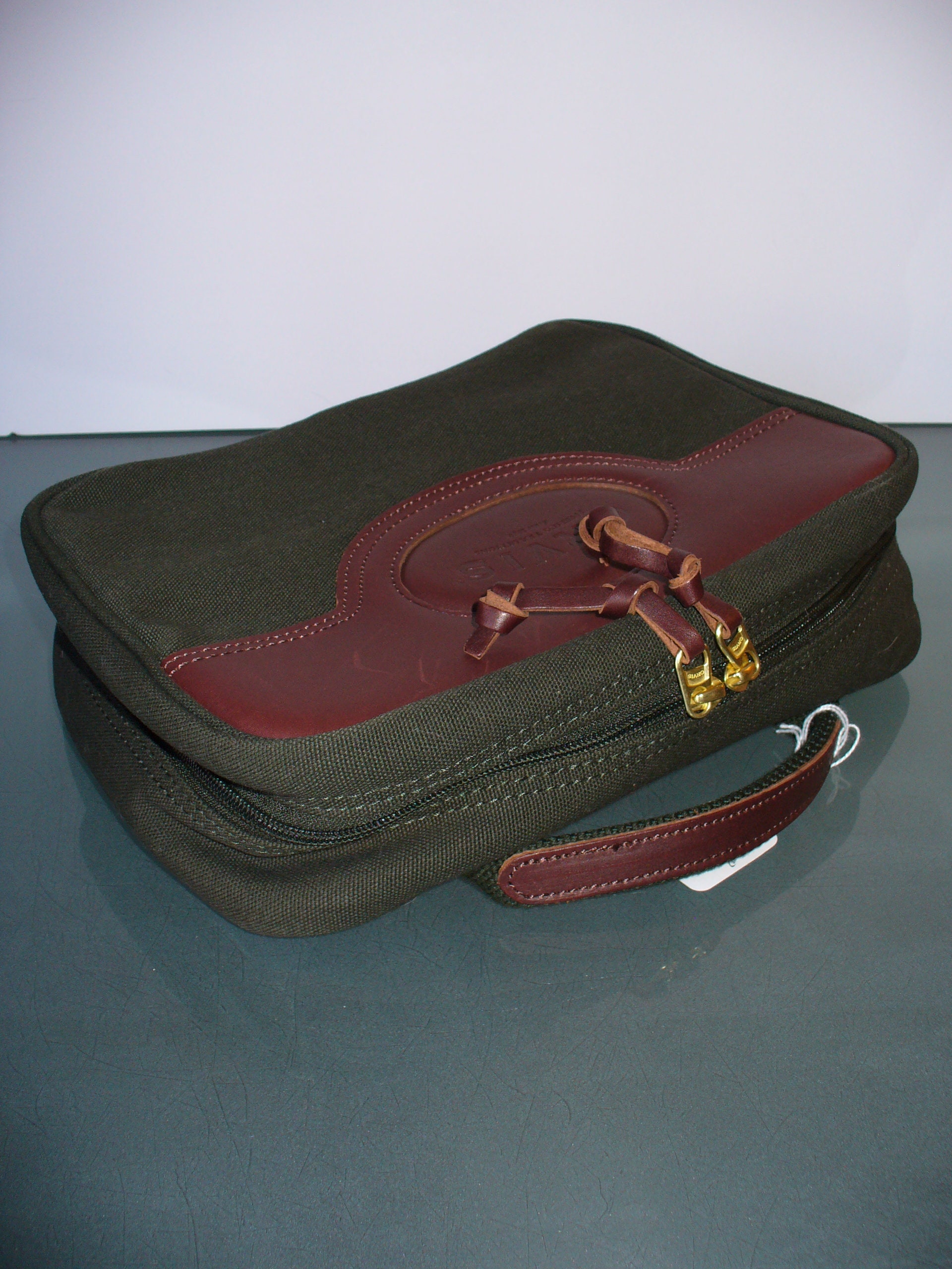 orvis leather travel bag