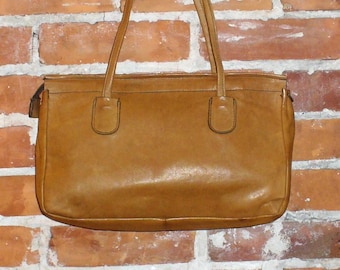 Vintage Tadora Caramel Shoulder  Bag