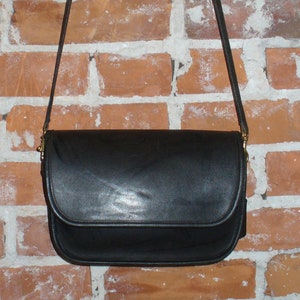 Vintage Coach Black Crossbody Shoulder Bag