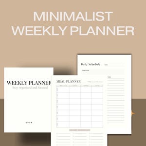 Könnte beinhalten: Ein minimalistisches Wochenplaner-Set in neutralen Farbtönen. Das Set enthält einen Wochenplaner, einen Essensplaner und einen Tagesplan. Der Text "MINIMALIST WEEKLY PLANNER" steht oben. Der Wochenplaner sagt "Organisiert und konzentriert bleiben" und "2026".