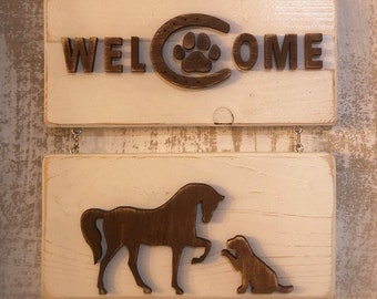 Wooden Welcome Sign "Horse with Dog"