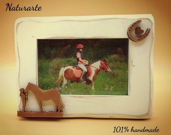 Cornice Ragazzac con cavallo