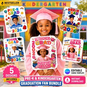 Könnte beinhalten: Ein digitales Set aus fünf Abschlussfächer-Vorlagen für den Kindergarten, mit bunten Grafiken von Doktorhüten, Schulsachen und dem Text Pre-K Grad sowie Kinder Grad mit der Jahreszahl 2026, konzipiert zur Bearbeitung in Canva.