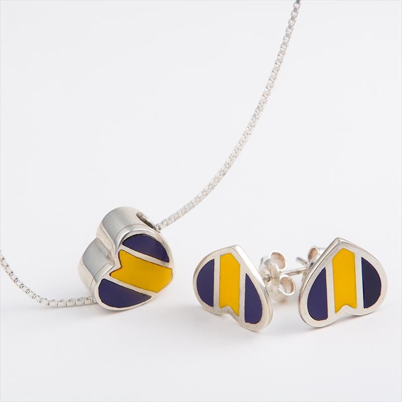 NEUF BOUCLES D'OREILLES CHANEL PENDANTES LOGO CC PERLE METAL DORE Earrings  2019803