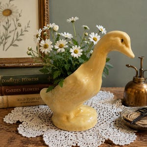 Vaso da fiori vintage in ceramica americana a forma di anatra o oca.
