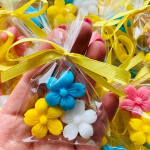 40 ensembles de faveurs de savon de fleur, douche de bébé en fleurs, fête de brunch de mariée, mini savons emballés