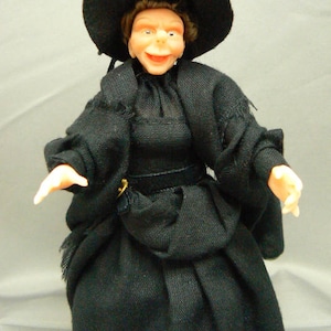 Dollhouse Doll &quot;Witch&quot;  1 : 12  OOAK  by  Fairytaledreams