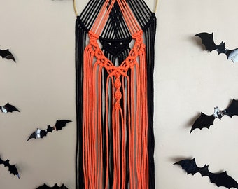 Black and Orange Macrame Hanging | Macrame Hanging | Halloween Decor | Halloween | Macrame