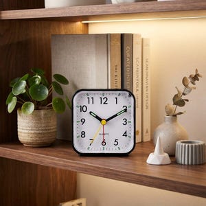 Small Silent Alarm Clock, Non Ticking Analog Bedside Clock with Snooze and Light, Battery Operated Travel Clock Gift