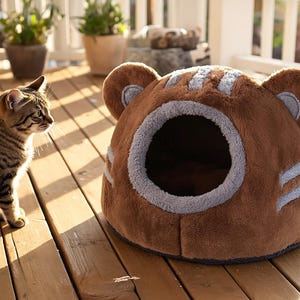 Bear Head Cat Cave Bed, Plush Calming Cat House