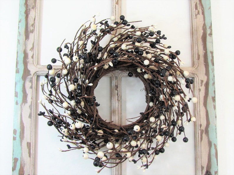SMALL Everyday Berry Wreath Window or Mirror Wreath Country Farmhouse Pantry Door Wreath for Cabinet Primitive Wreaths Mini Decor image 3