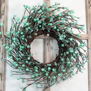 SMALL Pip Berry Wreath Everyday Window or Mirror Wreath Country Farmhouse Pantry Door Decor Wreath for Cabinet Door Multiple Colors image 7