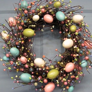 Spring and Easter Wreath - Pastel Spring EGG Mix Pip Berry Wreath - Primitive Easter Home Decor - Easter Egg Wreath