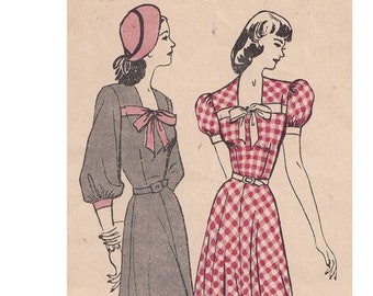 Butterick 4439 Vintage 1940s Dress Pattern Size 14 Bust 32 Square Neckline / Contrast Inset Band / Bow / Flared Dress