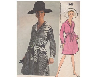 60s Vogue 1946 Zipper Front Dress James Galanos Size 14 Bust 36 Flared Shirtwaist Mini Dress with Belt  -  Vintage Sewing Pattern