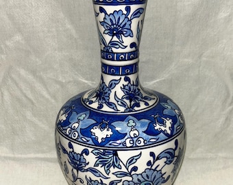 Vase fait main en céramique Kütahya, poterie turque florale bleue
