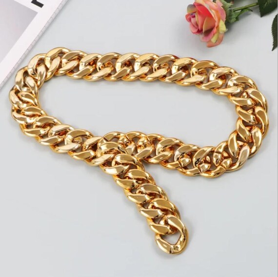 20mm Wide Chain Belt with Metal Clasp Closure - Medium-Large 71VdJf+QVIL._AC_SY350_QL65_.jpg main image 2