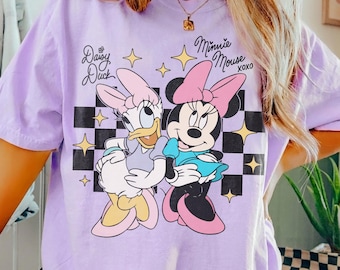 Vintage Kariertes Minnie und Daisy Shirt, Disney Besties Shirt, Disney Girls Trip Tees