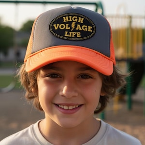 Diseño de parche High Voltage Life / Gorra de camionero PNG, listo para sublimación (descarga digital)