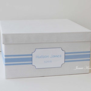 Caja de recuerdos para bebé / Caja de recuerdos para bebé / Caja de regalo para baby shower / Regalo para baby shower / Caja de bautizo / Caja de recuerdos personalizada / Regalo para bebé