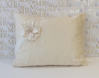 Kneeling Pillow for Wedding and Quinceanera (1 ea.)