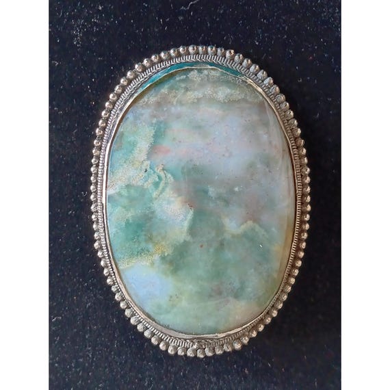 AGATE STATEMENT PENDANT - image 1